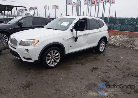 2014 BMW X3 xDrive28I z USA, uszkodzony, nr VIN 5UXWX9C50E0D28707